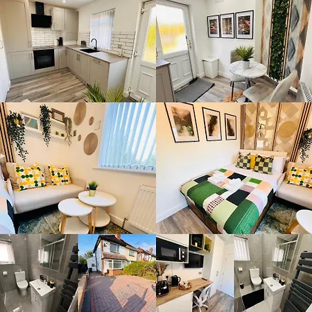 R-4 Newly Renovated Private Self Contained In Selly Oak With Own Kitchenette And Shared Bathroom Between Two Gasthof